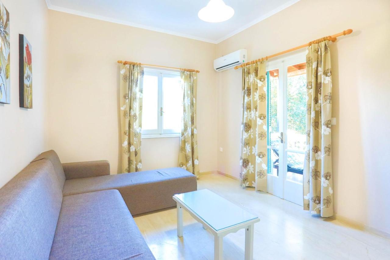 Villa Kiki Agios Spyridon  Экстерьер фото